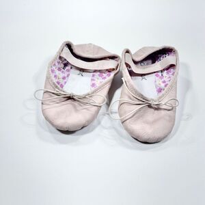 Capezio pink leather ballet shoes 11M